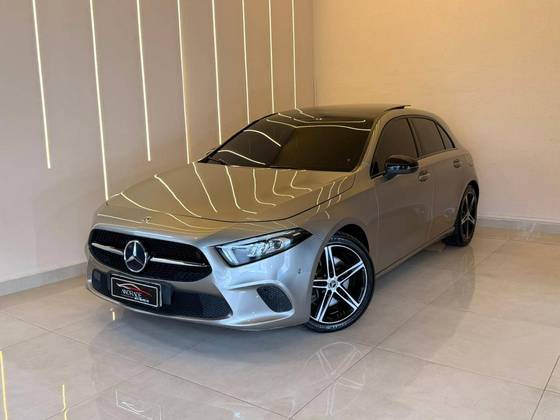MERCEDES-BENZ A 250 2.0 CGI GASOLINA SPORT 7G-DCT MERCEDES-BENZ A 250 2.0 CGI GASOLINA SPORT 7G-DCT